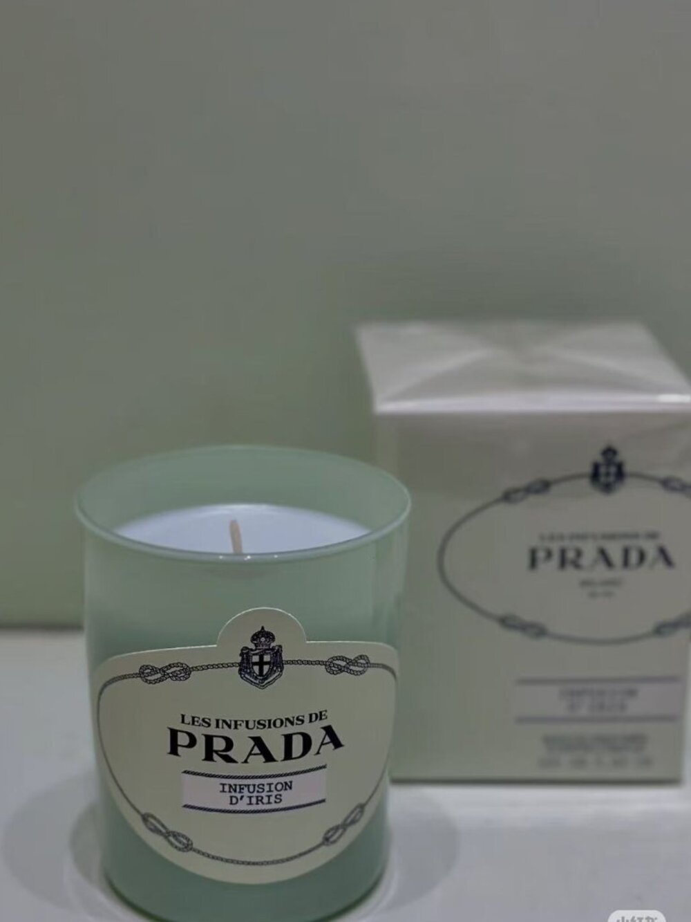 NIB PRADA Infusion d'Iris Candle